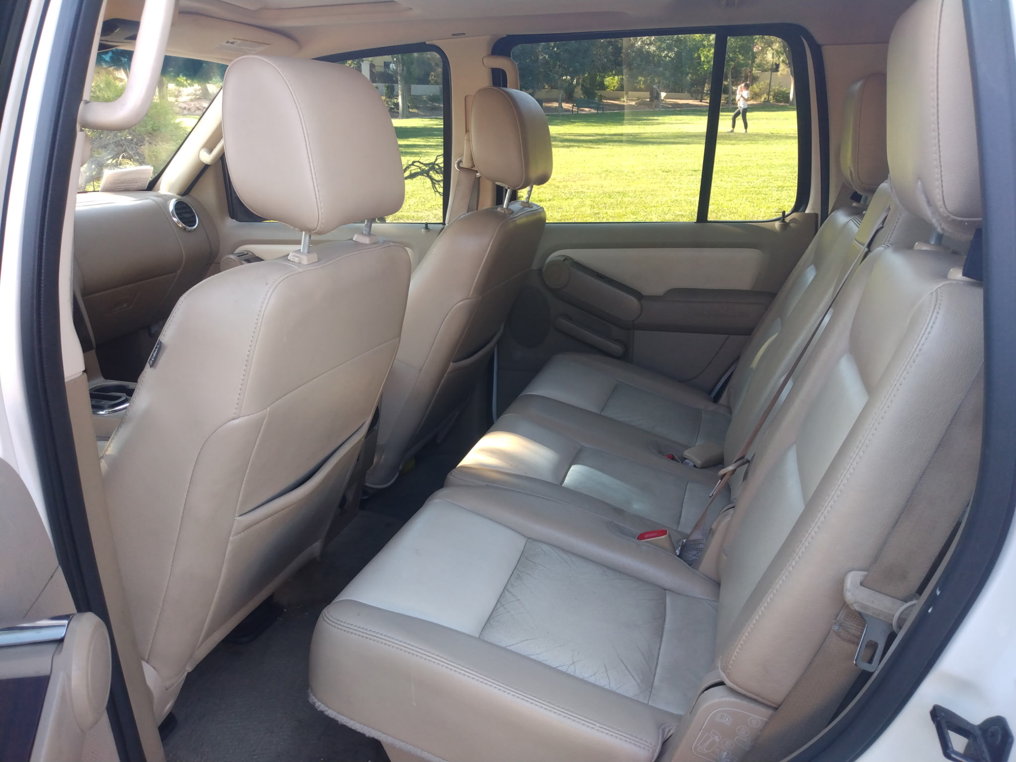 Used 2008 Ford Explorer Limited RWD image 12