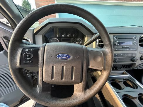 Used 2012 Ford F350 XLT w/ XLT Interior Pkg AWD/4WD image 15