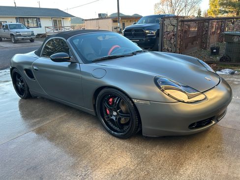 Used 2001 Porsche Boxster S image 9