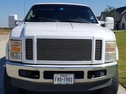Used 2010 Ford F250 XL image 4
