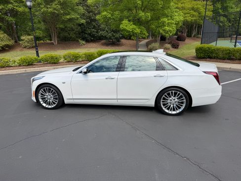 Used 2018 Cadillac CT6 Premium Luxury w/ Super Cruise Package image 2