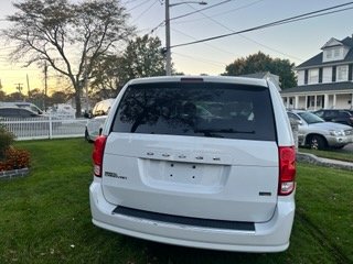Used 2016 Dodge Grand Caravan SE w/ Quick Order Package 29E SE FWD image 11