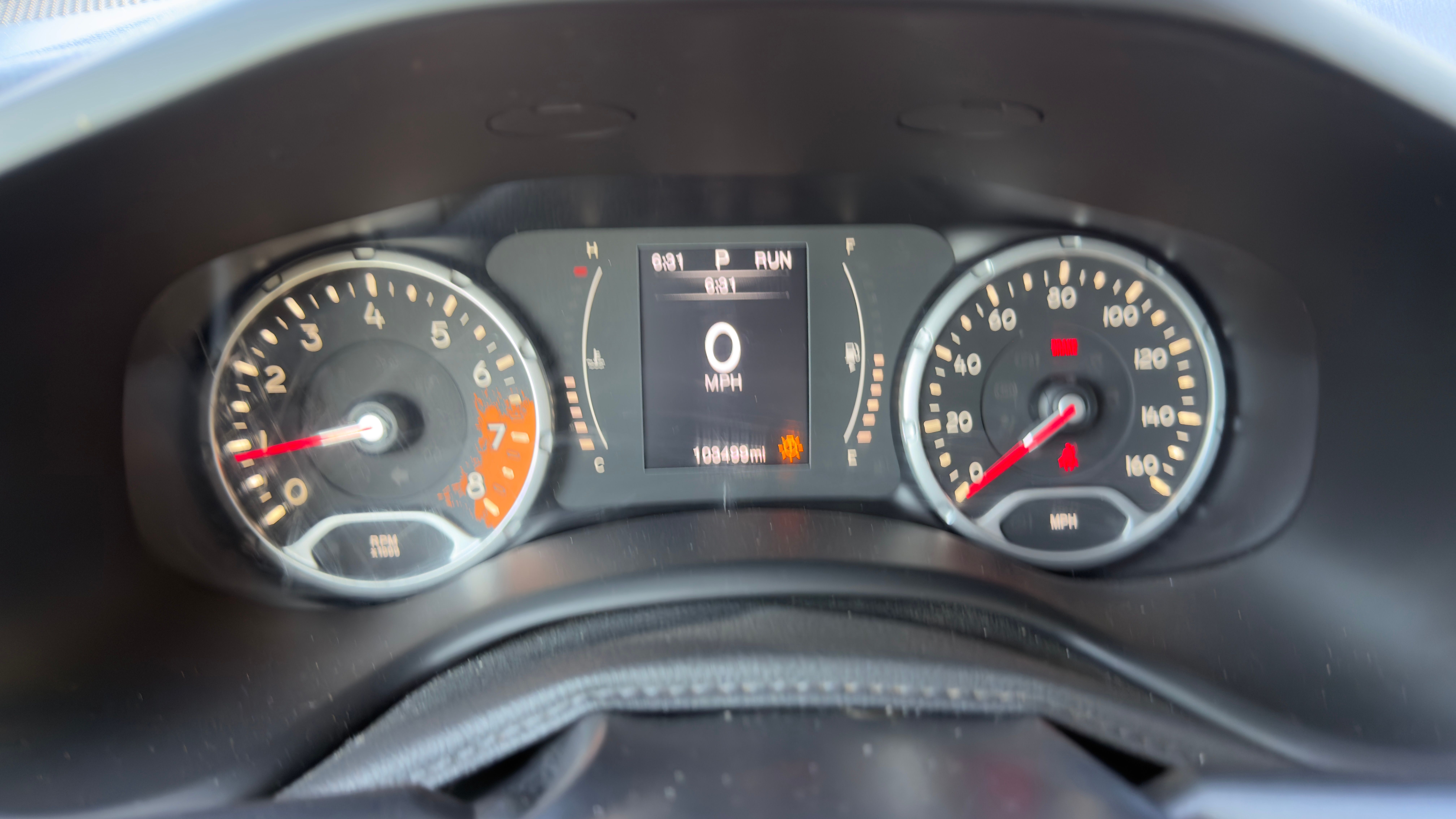 Used 2016 Jeep Renegade Latitude AWD/4WD image 15