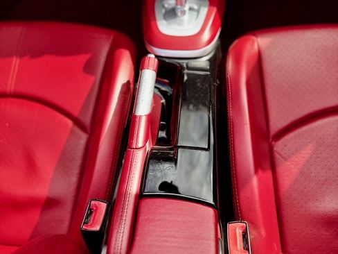 Used 2011 Porsche Boxster Spyder image 17