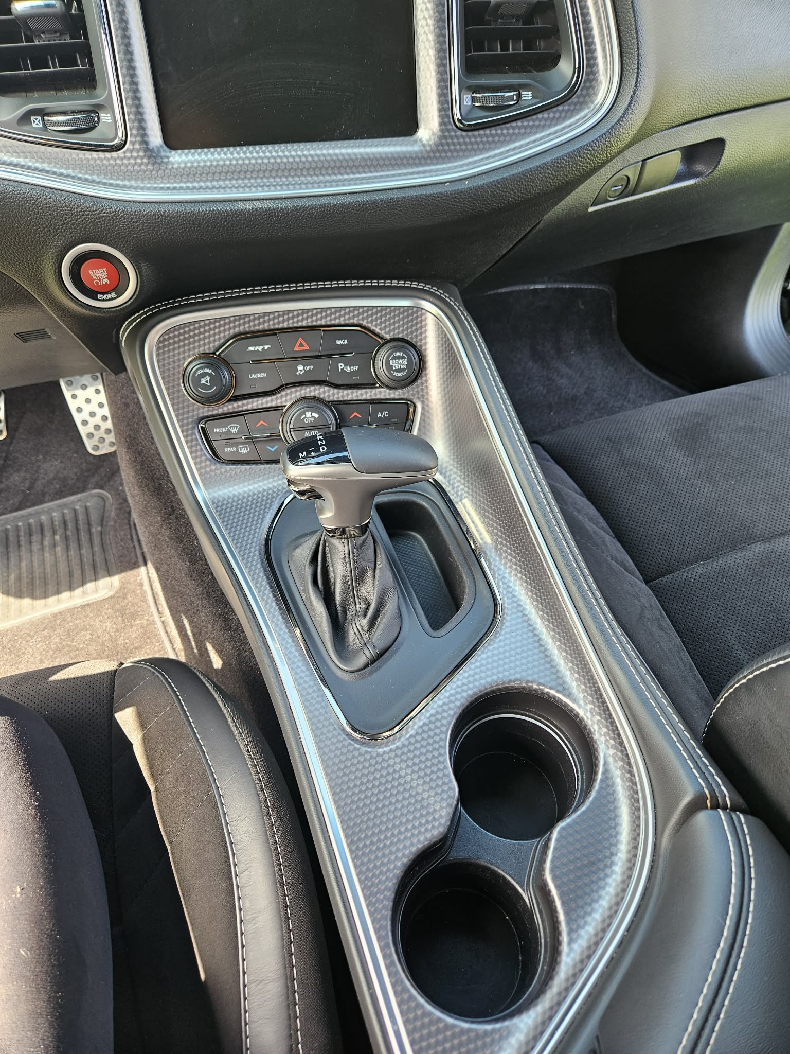 Used 2015 Dodge Challenger SRT Hellcat RWD image 13