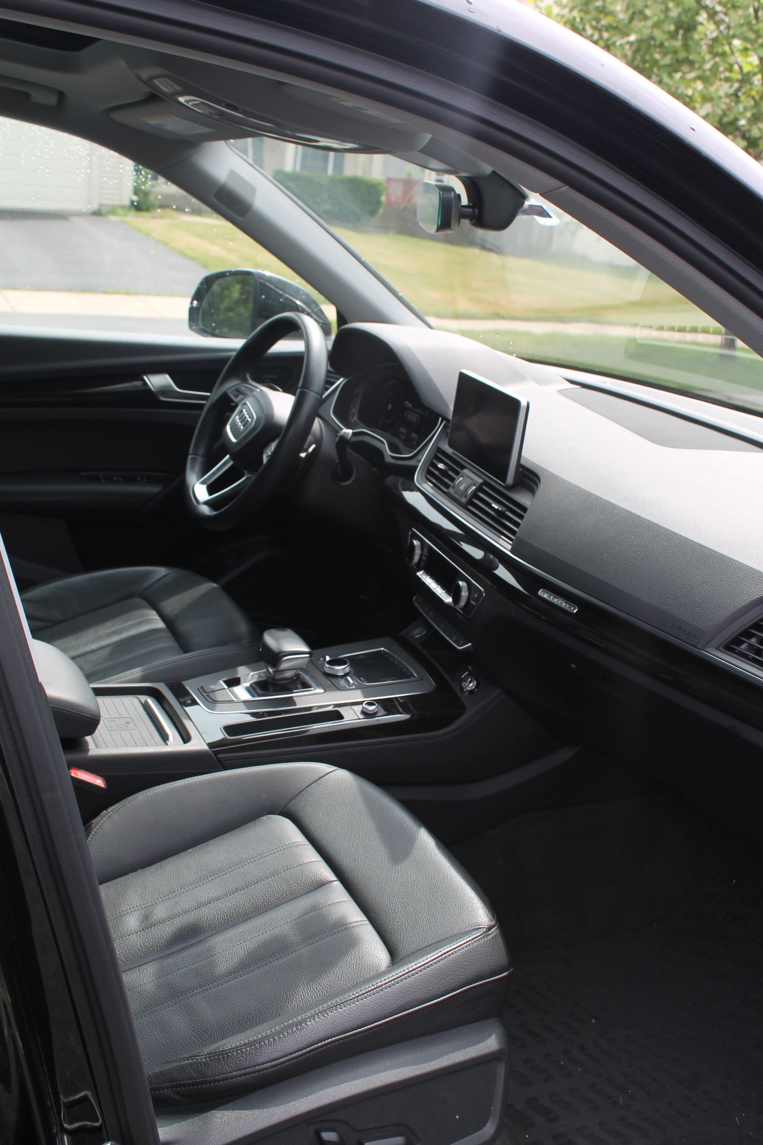 Used 2019 Audi Q5 2.0T Premium Plus w/ Premium Plus Package AWD/4WD image 23