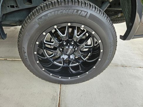 Used 2020 Ford F150 Lariat image 13