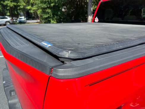 Used 2017 Ford F150 XLT RWD image 9