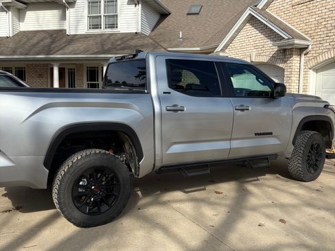 Used 2025 Toyota Tundra SR5 w/ SR5 Premium Package image 4