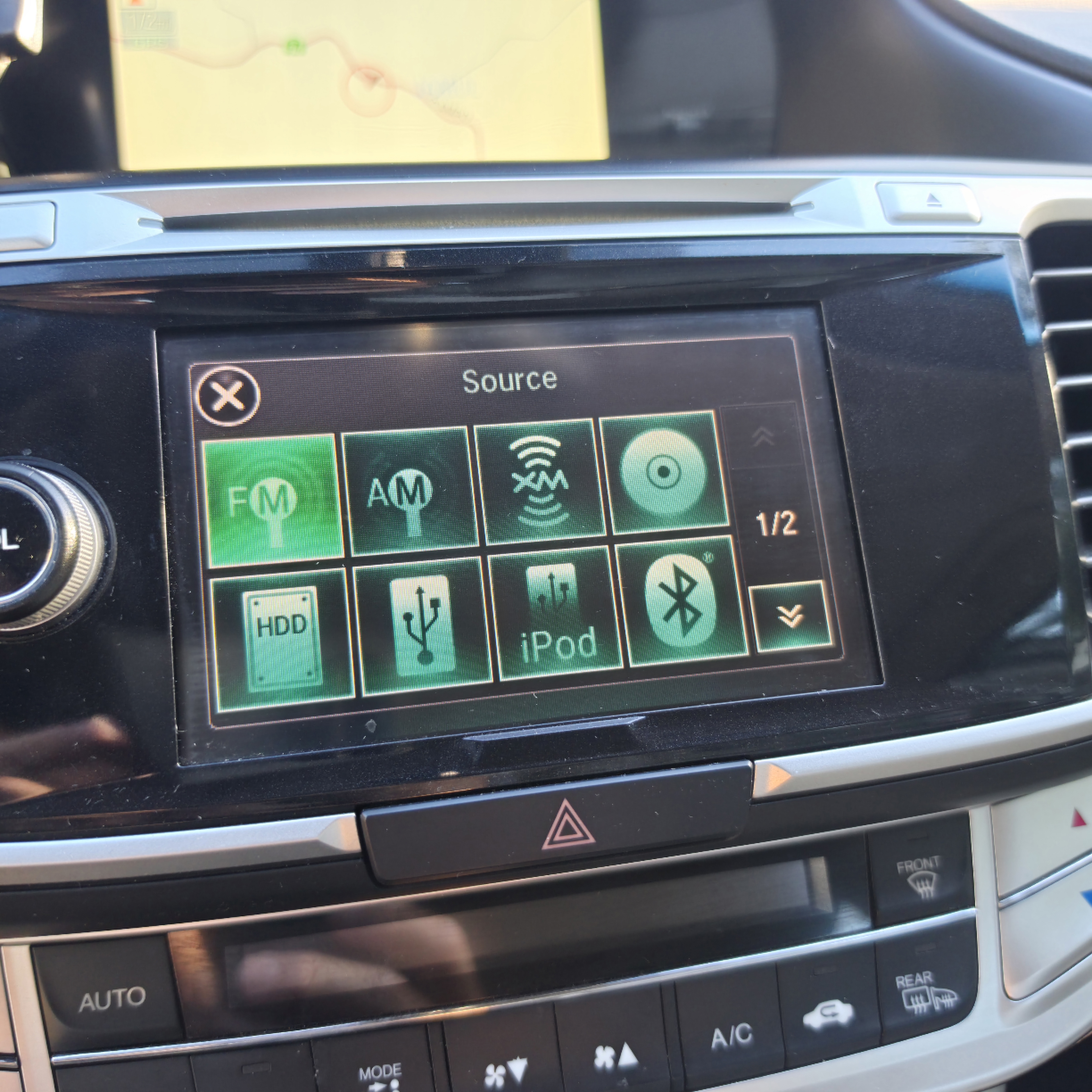 Used 2015 Honda Accord Touring image 12