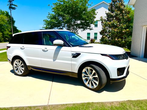 Used 2019 Land Rover Range Rover Sport HSE AWD/4WD image 1