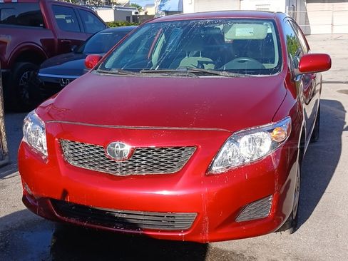 Used 2010 Toyota Corolla LE w/ All Weather Guard Pkg FWD image 2