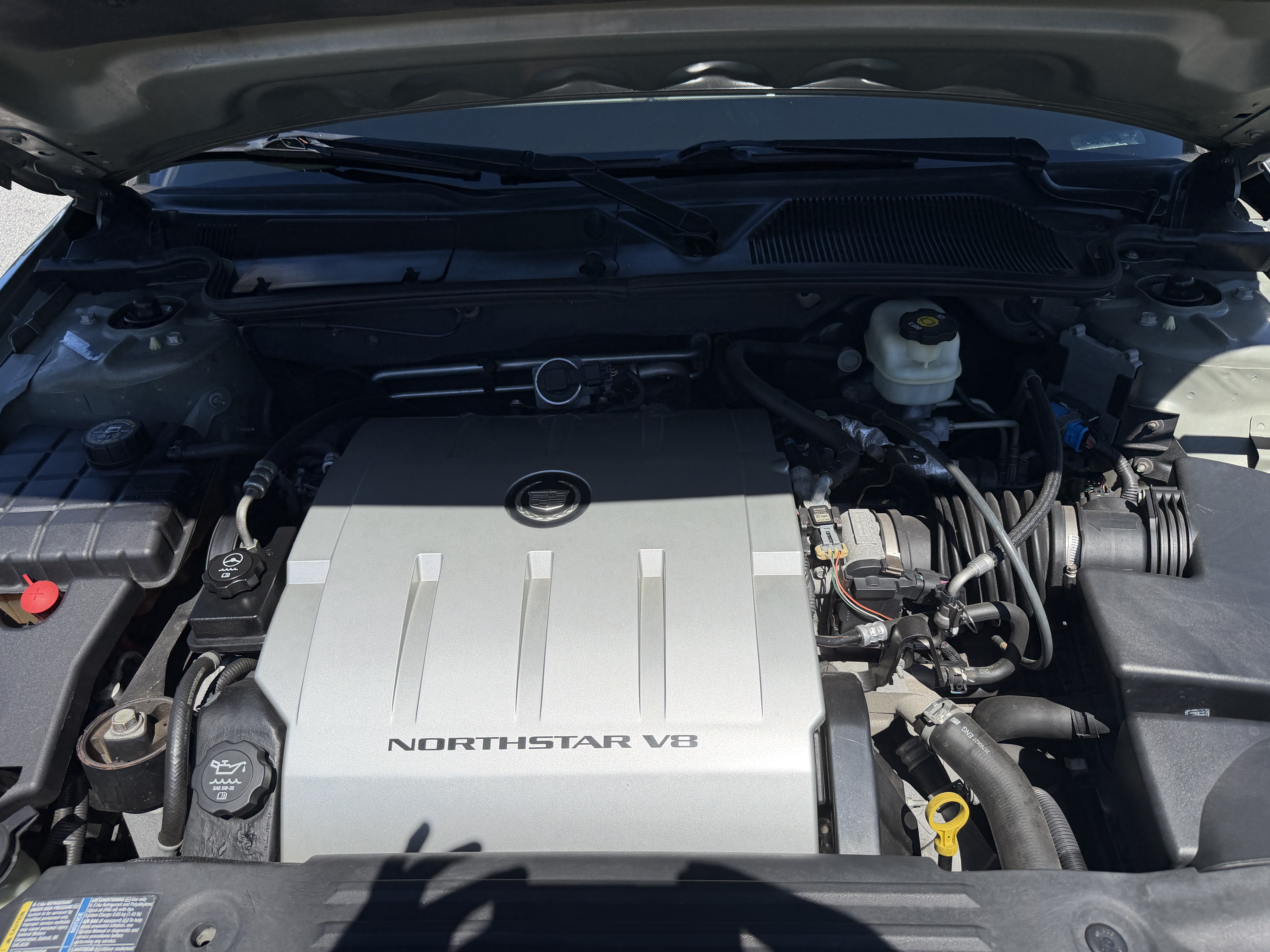Used 2006 Cadillac DTS w/ Sun And Sound Package FWD image 9