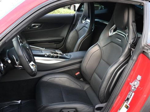 Used 2020 Mercedes-Benz AMG GT Coupe image 2
