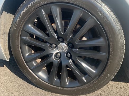 Used 2015 Lexus LS 460 w/ Comfort Package image 12