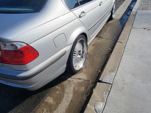 Used 2001 BMW 330i Sedan image 11