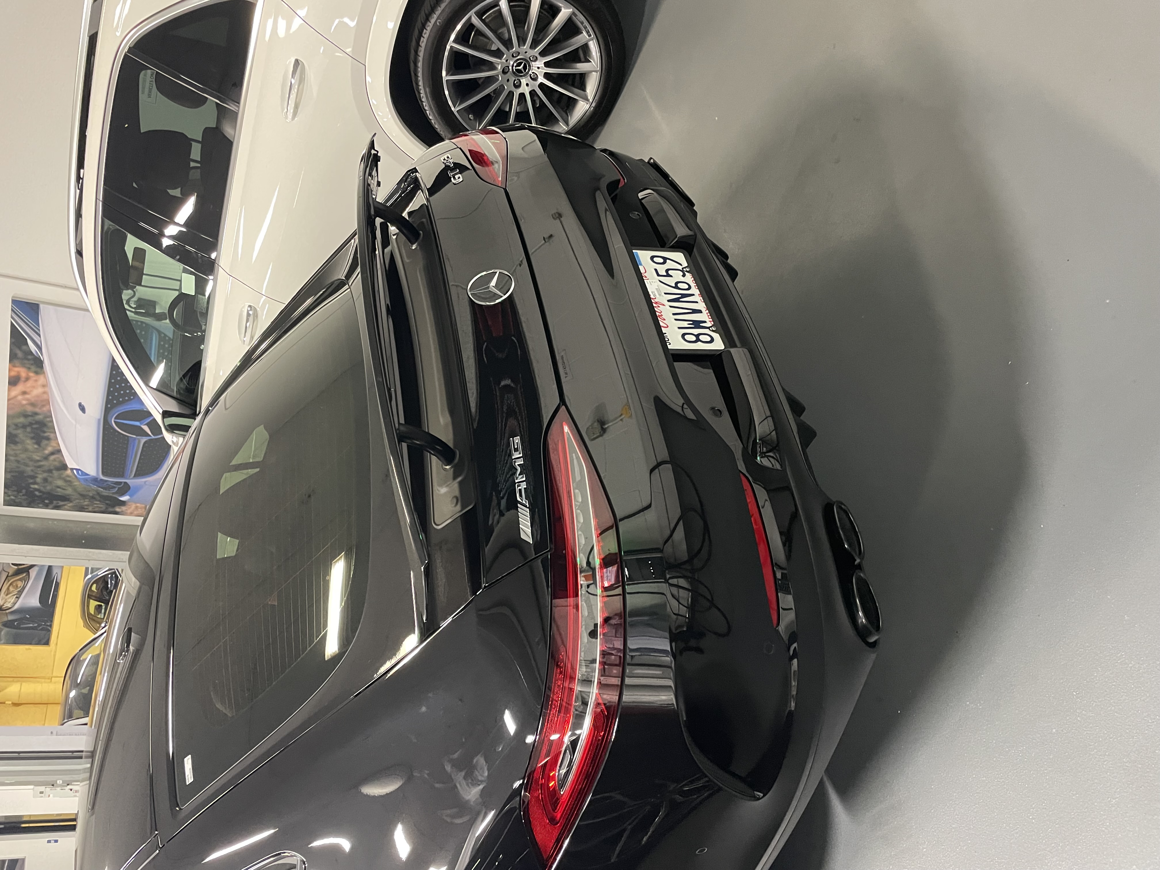 Used 2021 Mercedes-Benz AMG GT 43 image 4
