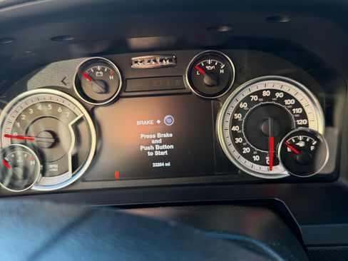 Used 2018 RAM 1500 Laramie w/ Convenience Group image 5