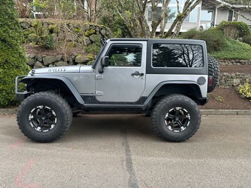 Used 2015 Jeep Wrangler Sport image 1