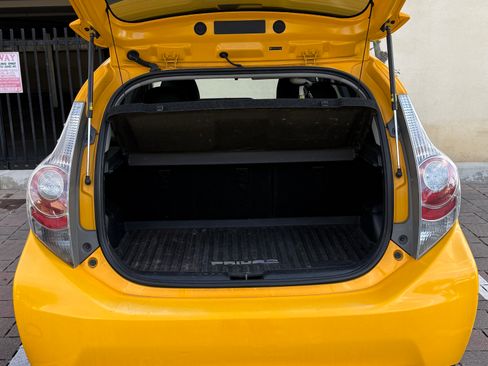 Used 2014 Toyota Prius C Four image 26