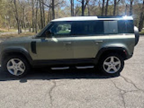Used 2023 Land Rover Defender 110 SE AWD/4WD image 1