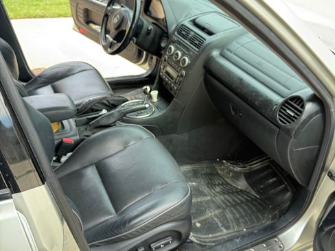 Used 2005 Lexus IS 300 image 1