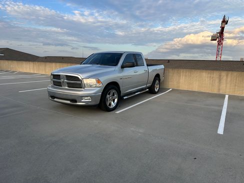 Used 2012 RAM 1500 Big Horn image 2