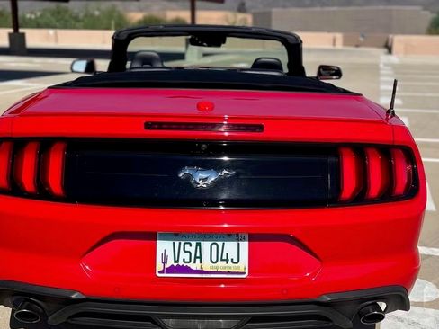 Used 2021 Ford Mustang Premium RWD image 5