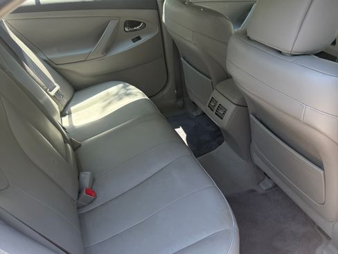 Used 2007 Toyota Camry Hybrid image 23