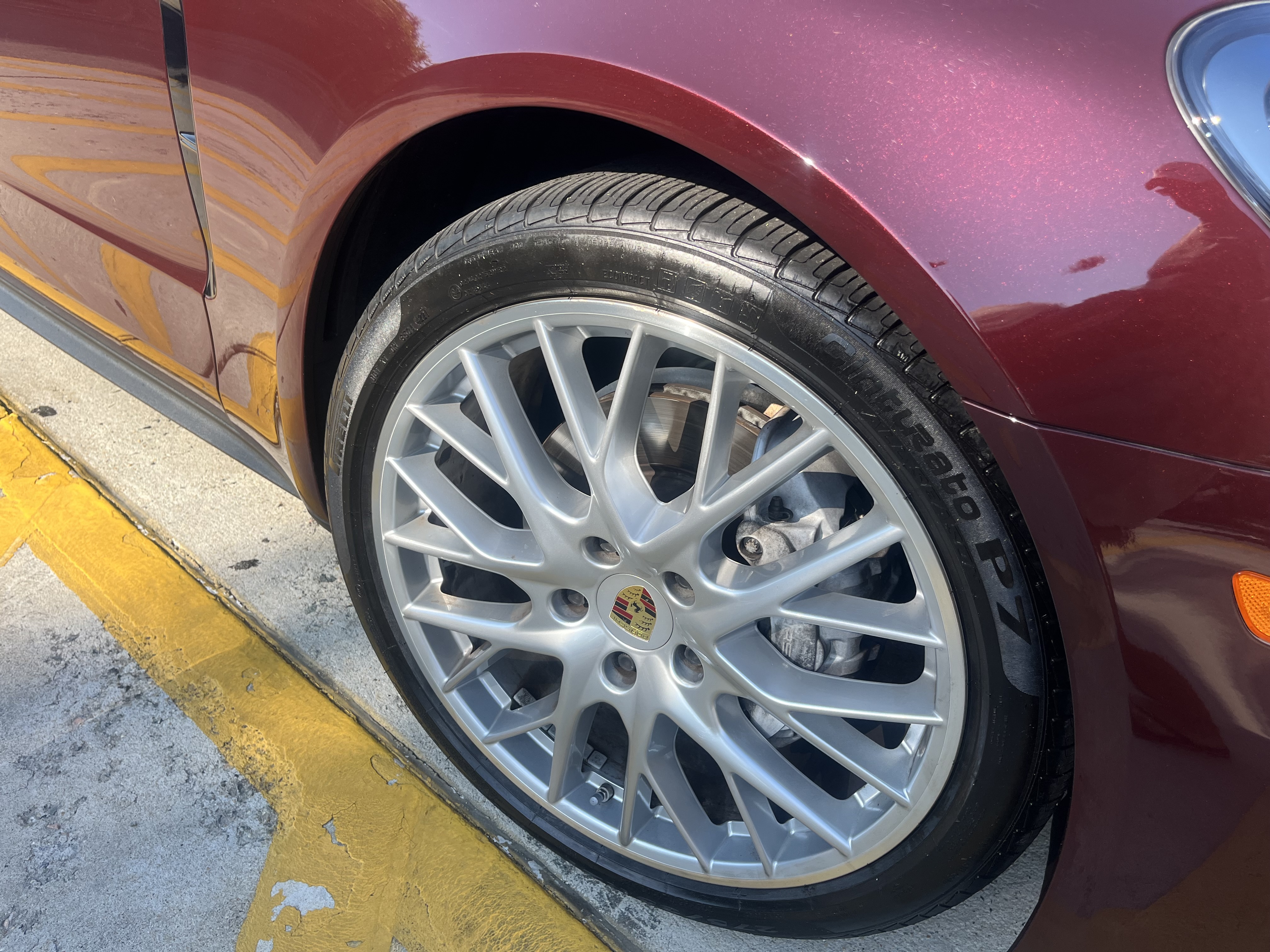 Used 2018 Porsche Panamera 4 AWD/4WD image 8