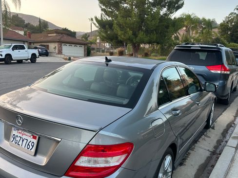 Used 2008 Mercedes-Benz C 350 Sport image 6