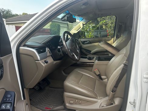 Used 2018 GMC Yukon SLT w/ Premium Edition RWD image 9