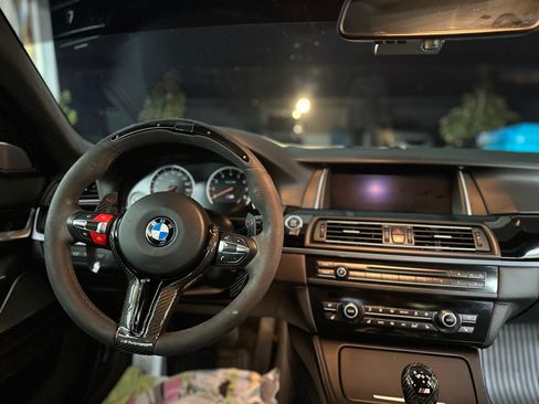 Used 2014 BMW M5 Competition image 19