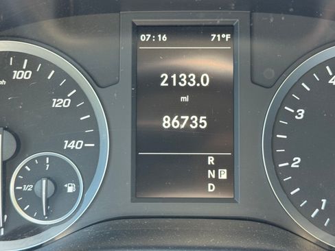 Used 2021 Mercedes-Benz Metris image 10
