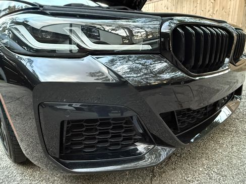 Used 2023 BMW M550i xDrive w/ Executive Package image 23