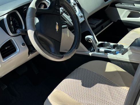 Used 2011 Chevrolet Equinox LS image 8