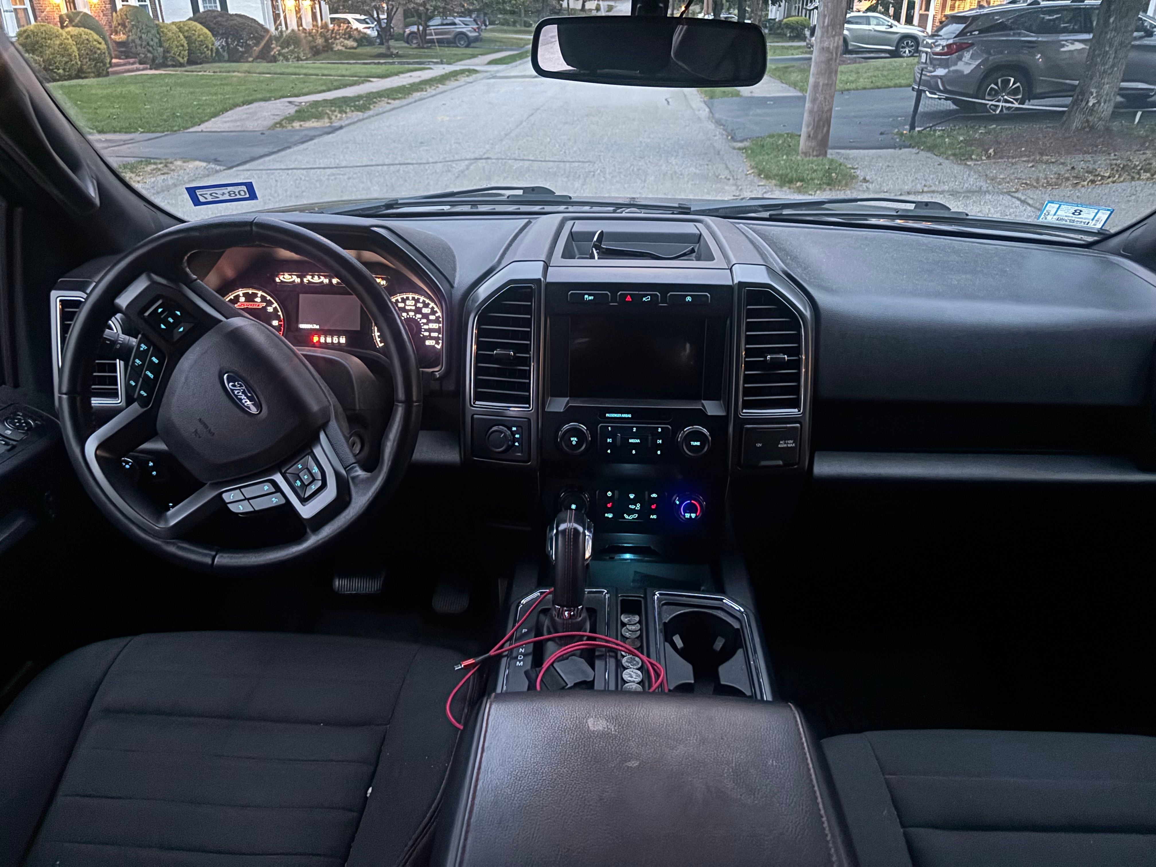 Used 2019 Ford F150 XLT w/ Equipment Group 302A Luxury AWD/4WD image 16