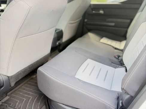 Used 2025 Toyota Tacoma TRD Off-Road image 4