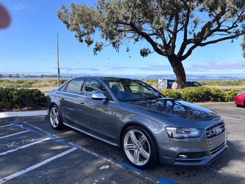 Used 2013 Audi S4 Prestige AWD/4WD image 2