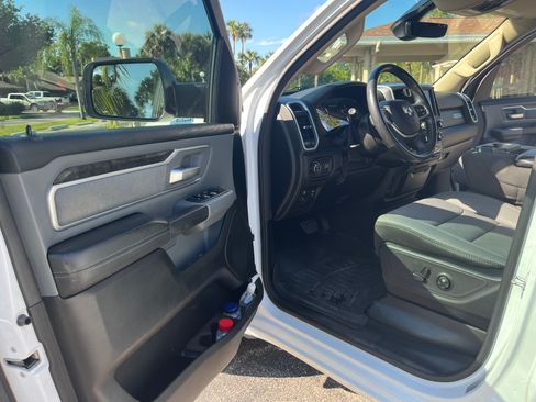 Used 2020 RAM 1500 Big Horn AWD/4WD image 10