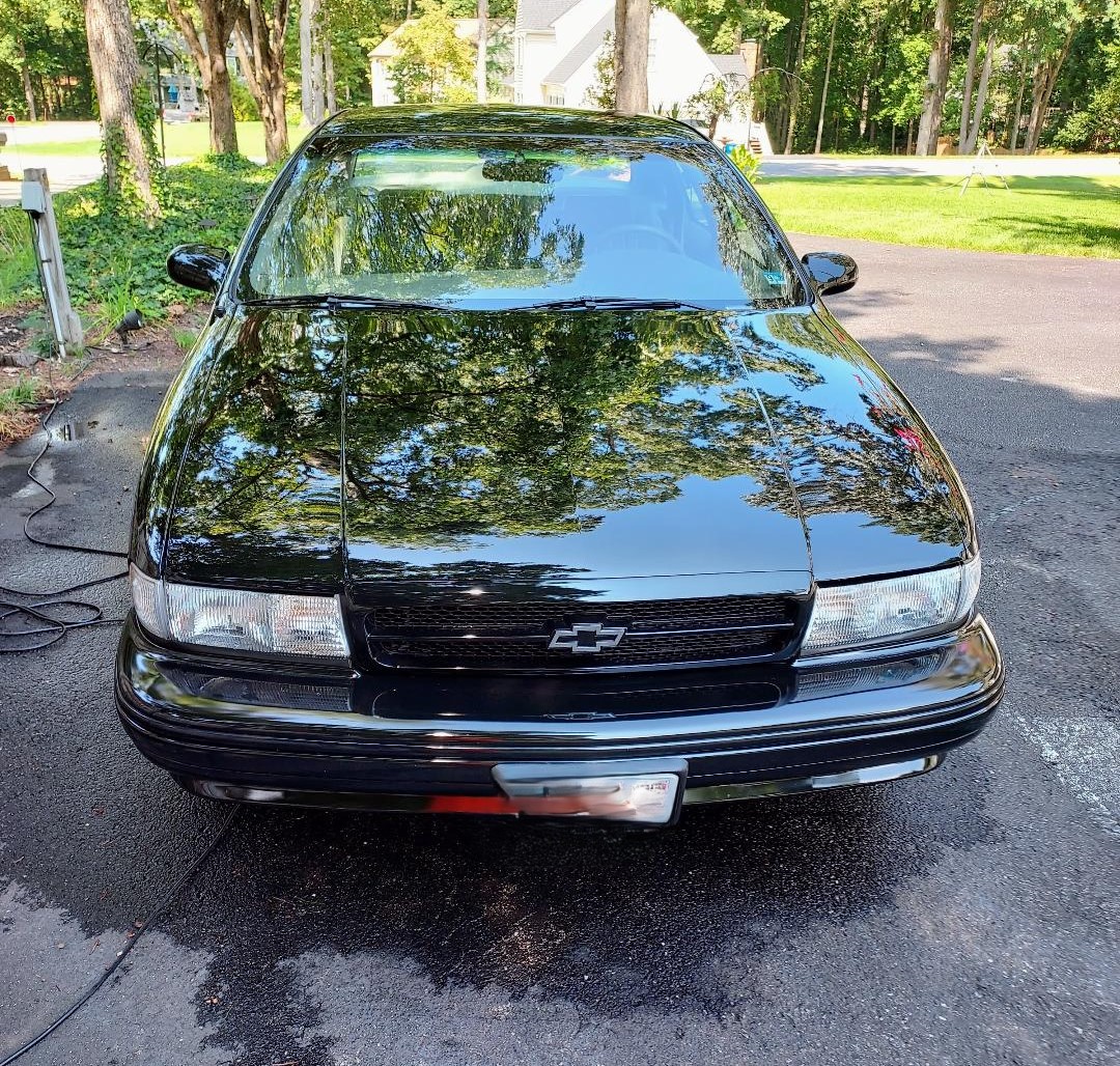 Used 1996 Chevrolet Impala SS RWD image 1