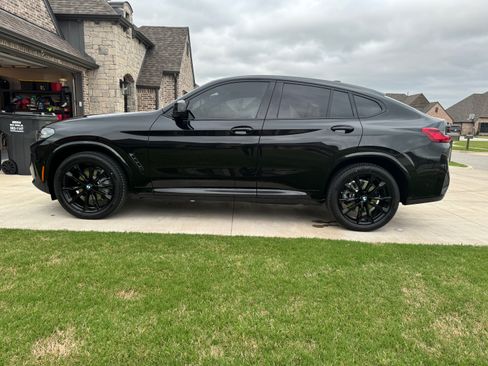 Used 2024 BMW X4 xDrive30i w/ Premium Package AWD/4WD image 4