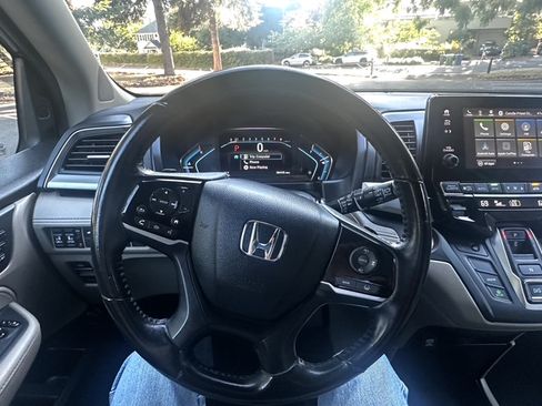 Used 2019 Honda Odyssey EX-L image 14