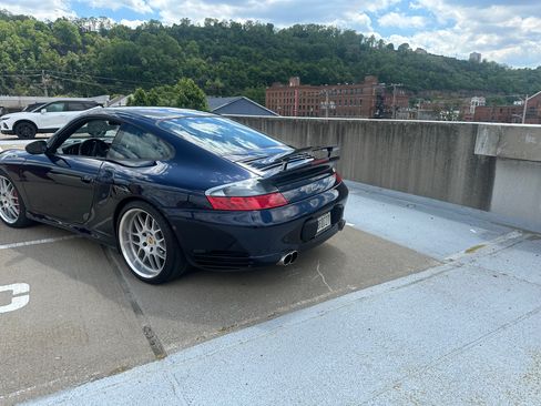 Used 2001 Porsche 911 Turbo AWD/4WD image 4