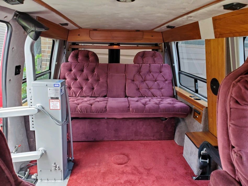 Used 1993 Ford E-150 and Econoline 150 RWD image 11