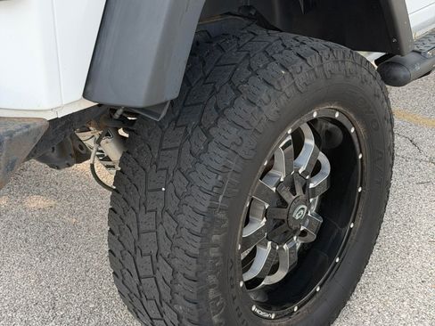Used 2016 Jeep Wrangler Unlimited Sport w/ Max Tow Package AWD/4WD image 21