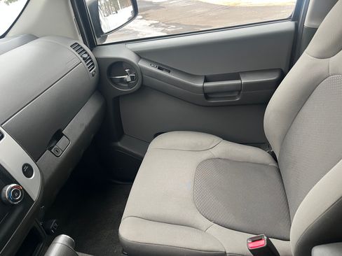 Used 2014 Nissan Xterra S w/ Value Package image 19