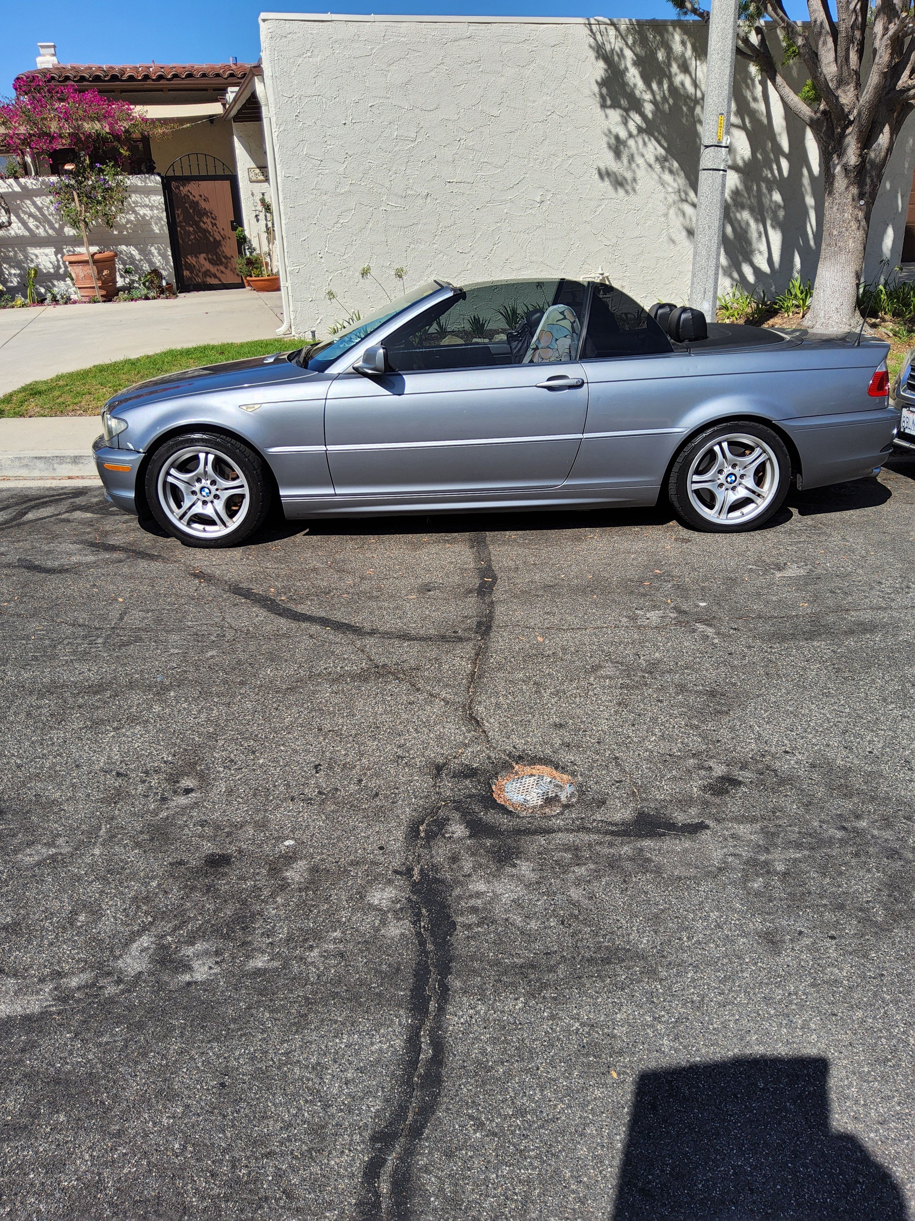 Used 2004 BMW 330Ci Convertible RWD image 5