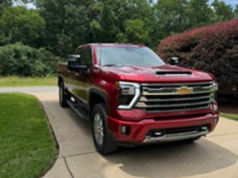 Used 2025 Chevrolet Silverado 2500 High Country w/ Technology Package AWD/4WD image 1