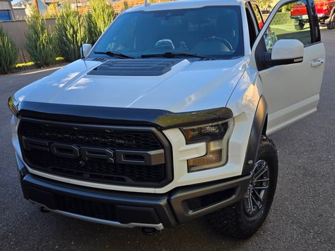 Used 2019 Ford F150 Raptor w/ Equipment Group 802A Luxury AWD/4WD image 6